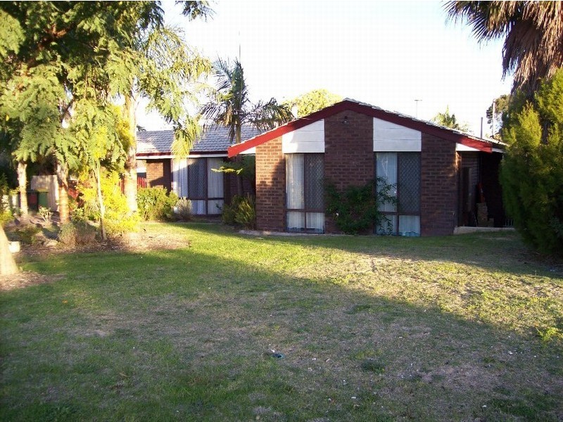 31 Webber Street, Carey Park WA 6230