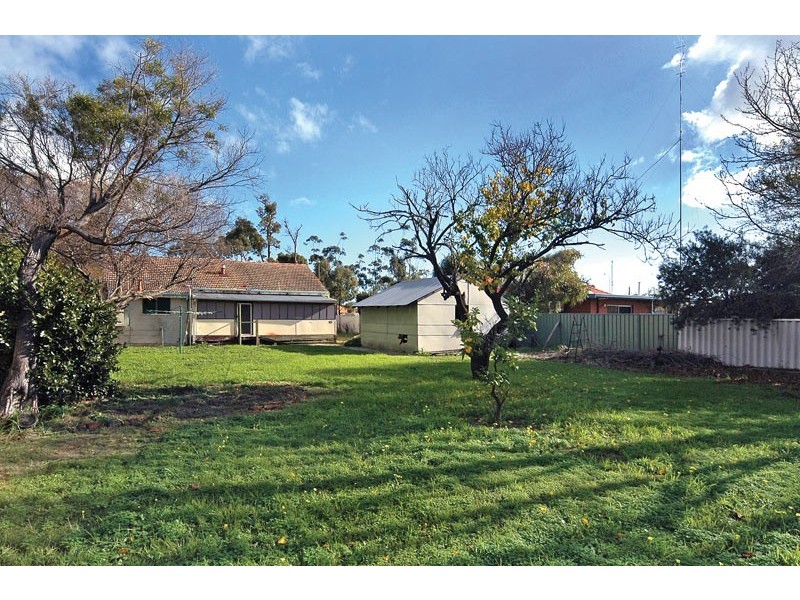 14 Picton Road, East Bunbury WA 6230