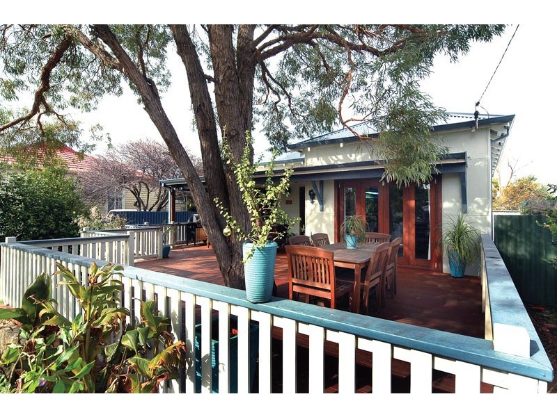 27 Thomas Street, East Bunbury WA 6230