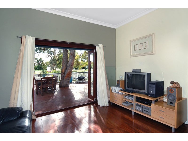 27 Thomas Street, East Bunbury WA 6230