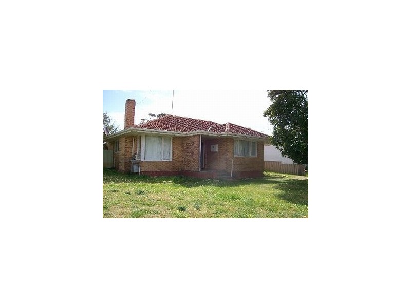 8 Vixen Street, Withers WA 6230