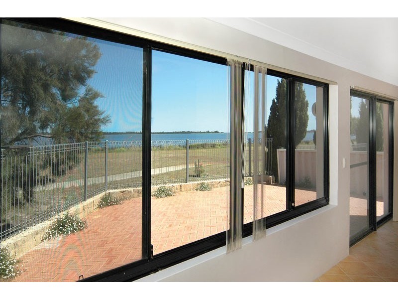 4/6 Kendle Close, Pelican Point WA 6230
