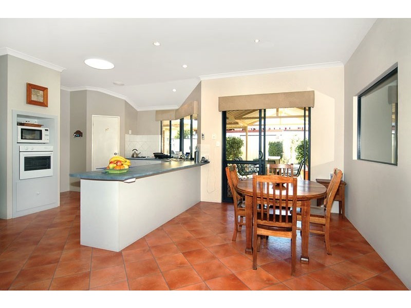 13 Lantana Lane, Glen Iris WA 6230