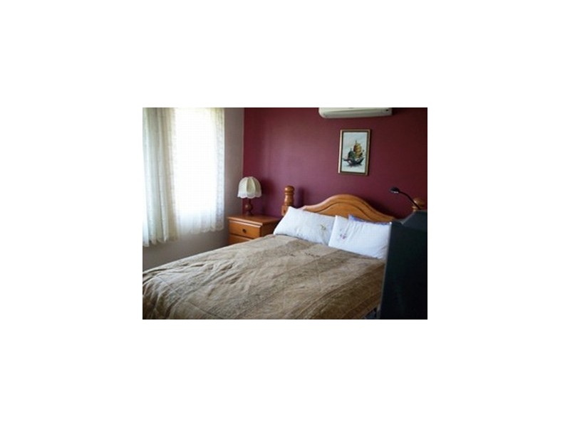 22 Hutchinson Road, Burekup WA 6227