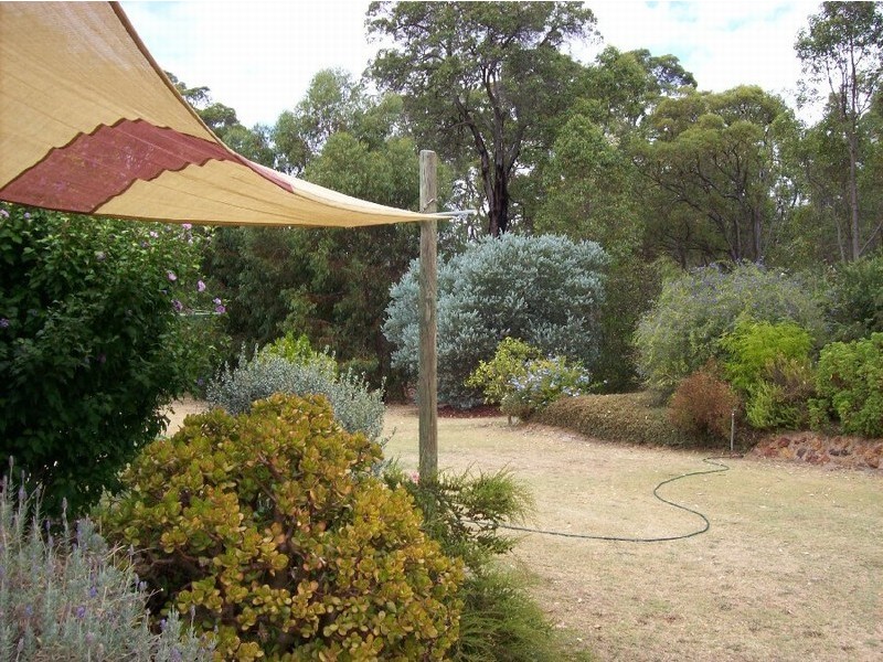 6 Peak Place, Boyanup WA 6237