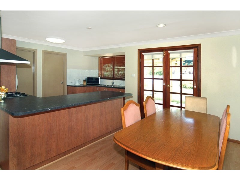 3 Bickerton Place, East Bunbury WA 6230