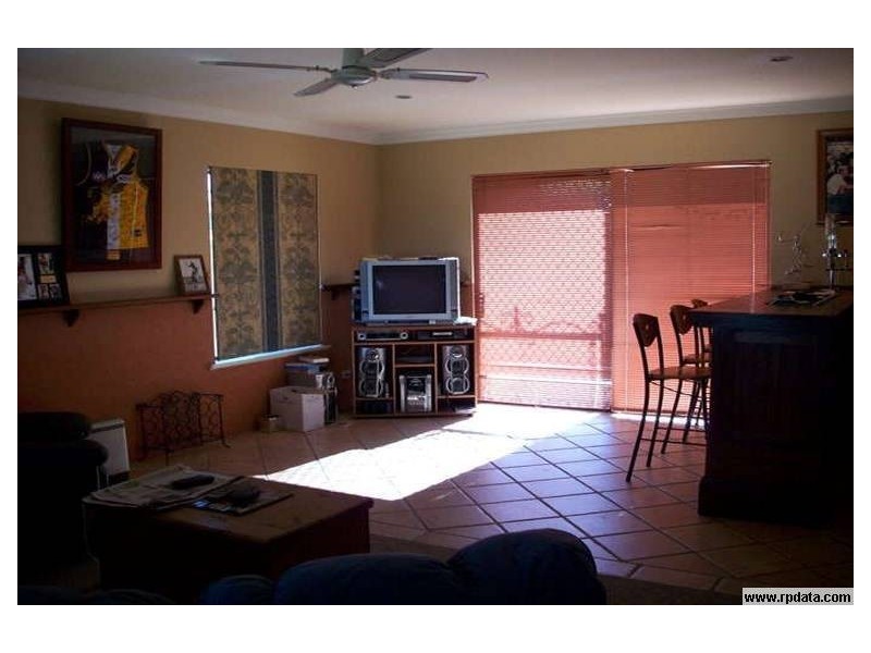 8 Wakefield Crescent, Australind WA 6233