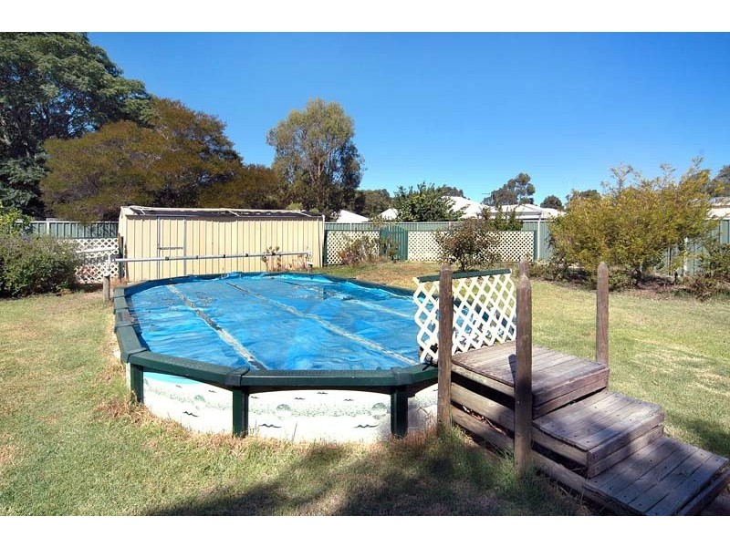 16 Boyona Place, Boyanup WA 6237