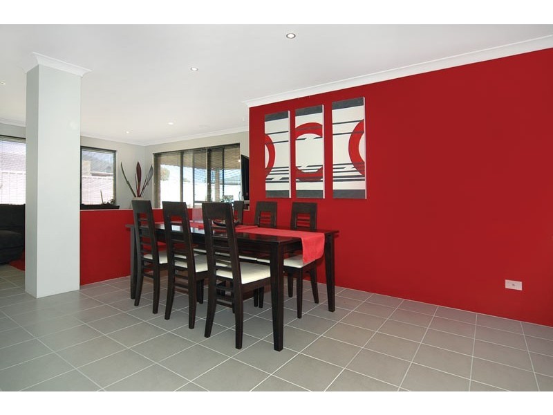 2 Polwarth Circuit, Eaton WA 6232