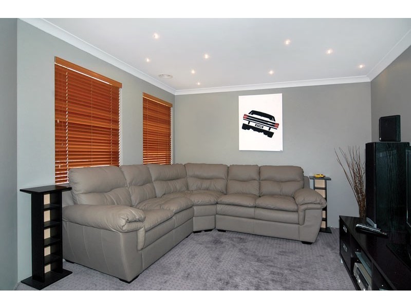 2 Polwarth Circuit, Eaton WA 6232