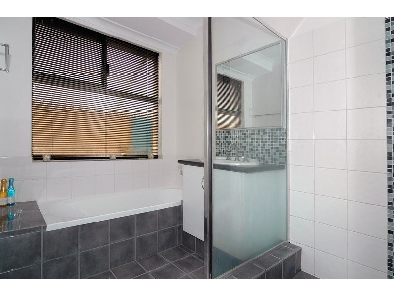 2 Polwarth Circuit, Eaton WA 6232