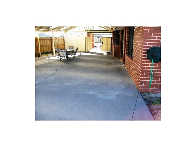 82 Burleigh Drive, Australind WA 6233