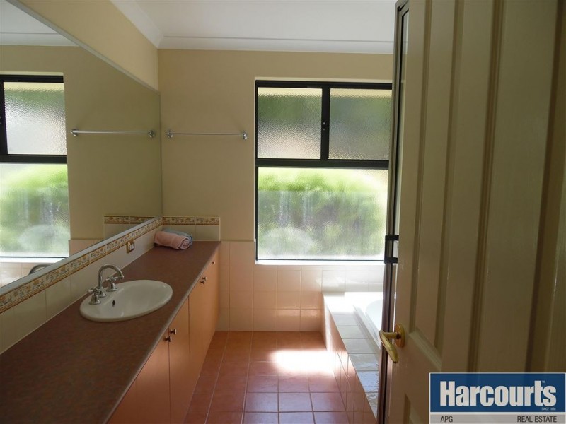 3 Crowd Road, Gelorup WA 6230