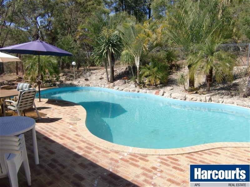 33 Rosemore Way, Stratham WA 6237