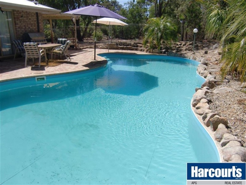 33 Rosemore Way, Stratham WA 6237