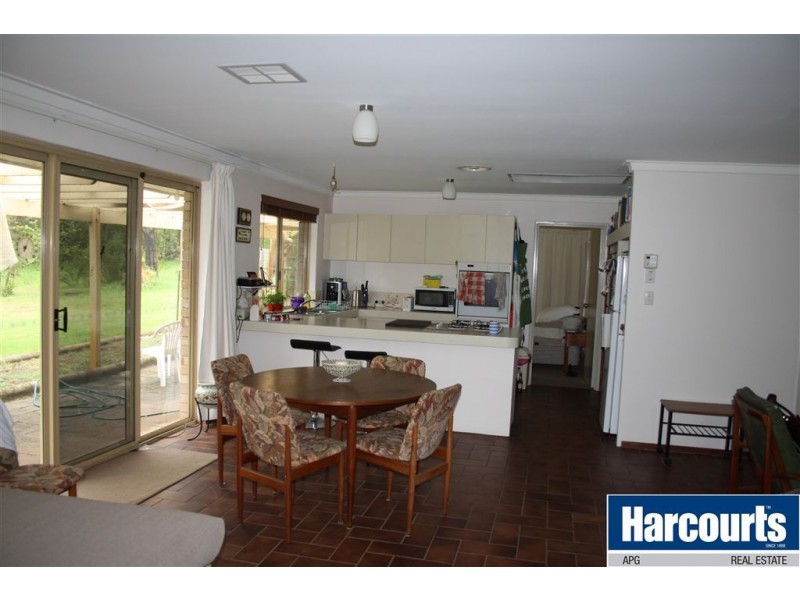 33 Rosemore Way, Stratham WA 6237