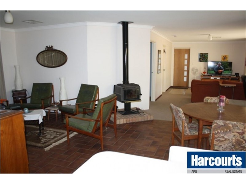 33 Rosemore Way, Stratham WA 6237