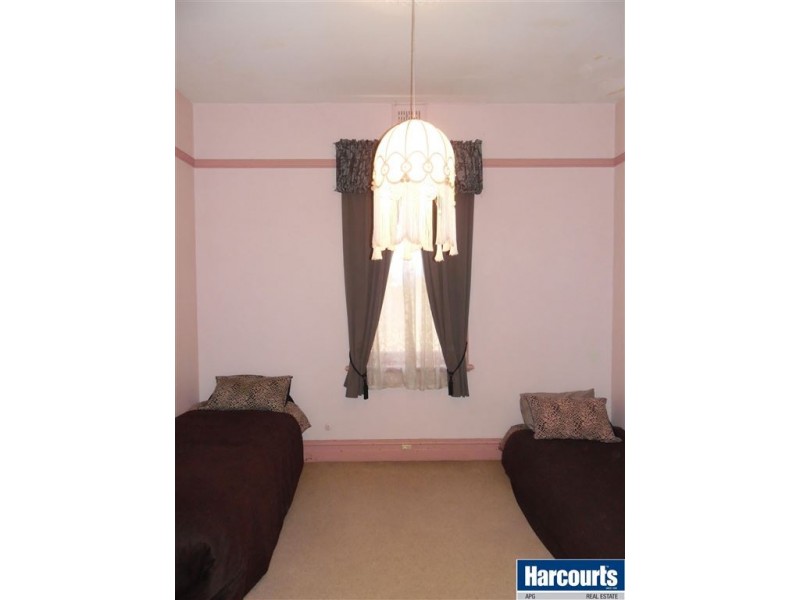 6 Symmons Street, Bunbury WA 6230