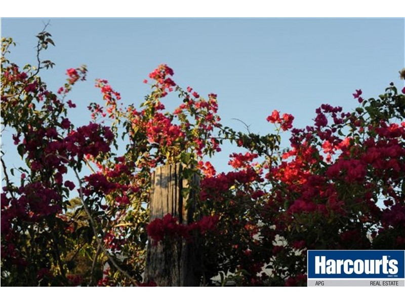 2 Fishermans Road, Stratham WA 6237