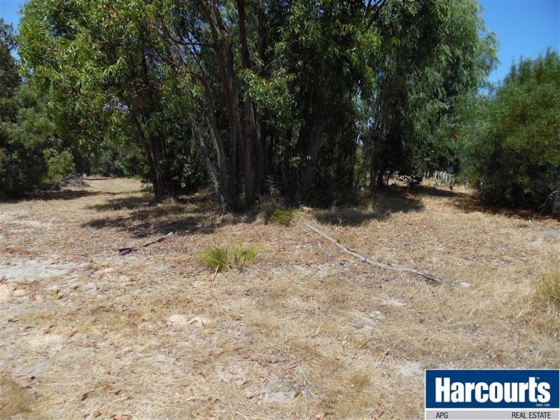 81 Pearce Road, Australind WA 6233