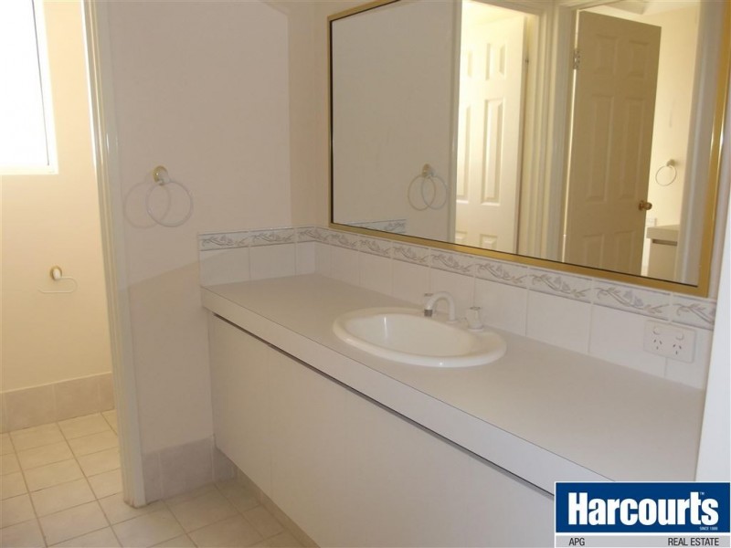 29 Possum Way, College Grove WA 6230