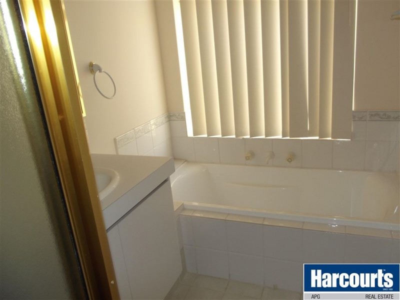 29 Possum Way, College Grove WA 6230