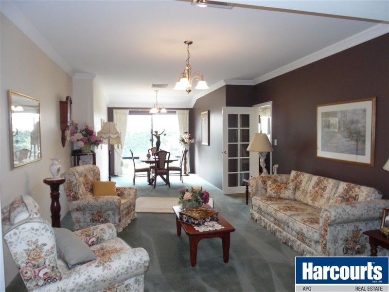 27 Coojong Road, Dalyellup WA 6230