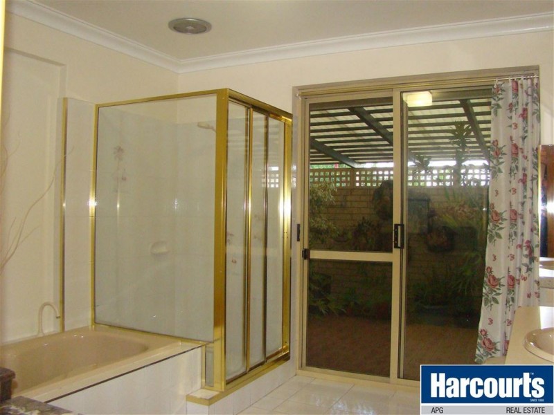 37 Golding Crescent, Picton East WA 6229