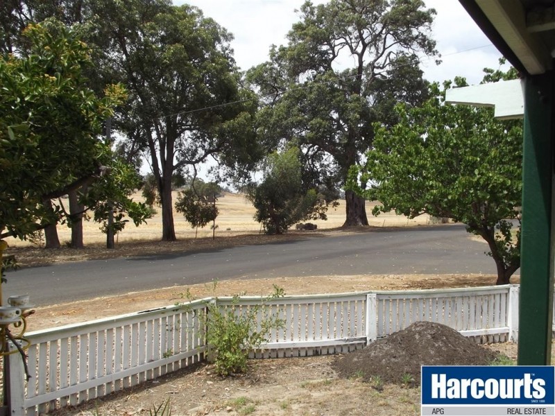 66 Hillman Street, Darkan WA 6392