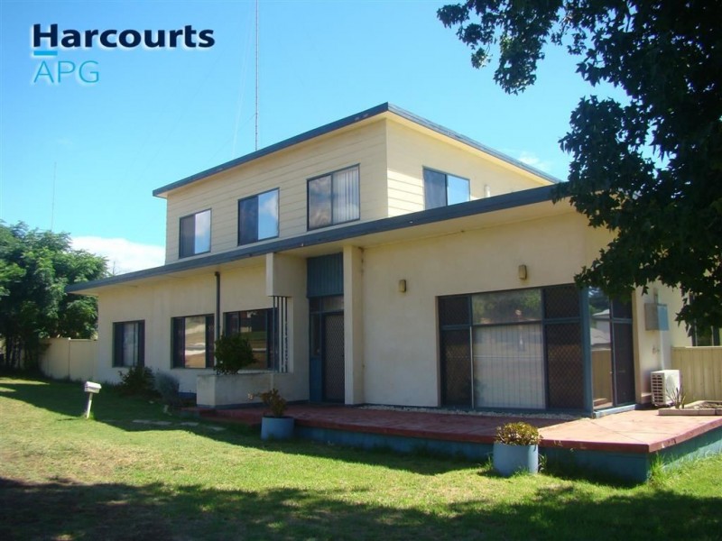 88 Minninup Road, South Bunbury WA 6230