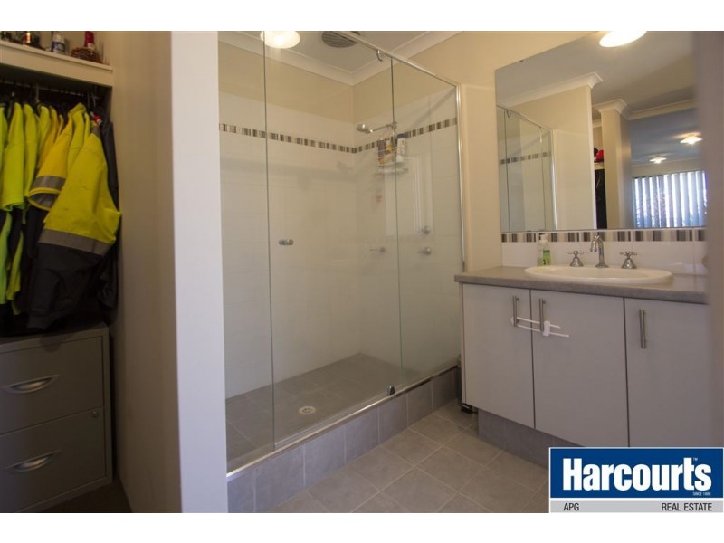 149 Braidwood Drive, Australind WA 6233