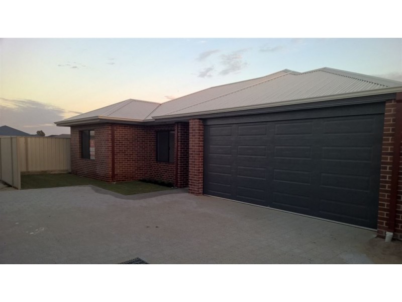 104 The Boulevard, Australind WA 6233
