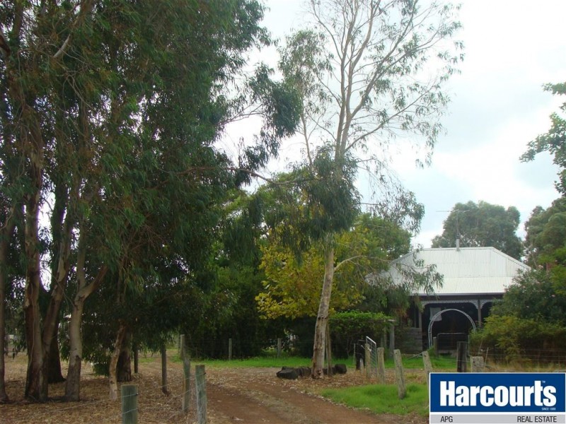 11 Timperley Street, Boyanup WA 6237