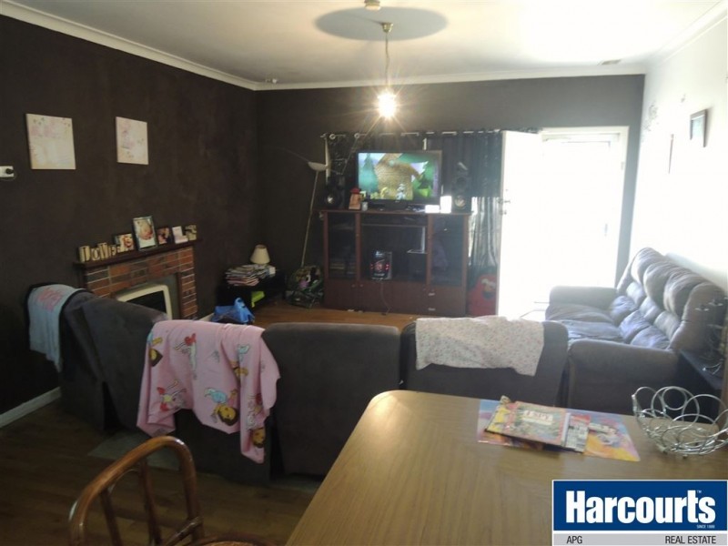 11 Wright Street, Withers WA 6230