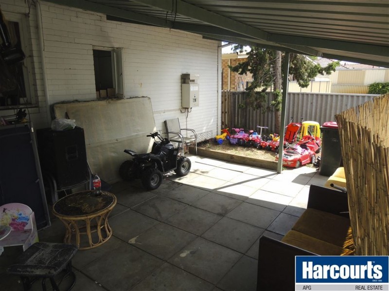 11 Wright Street, Withers WA 6230