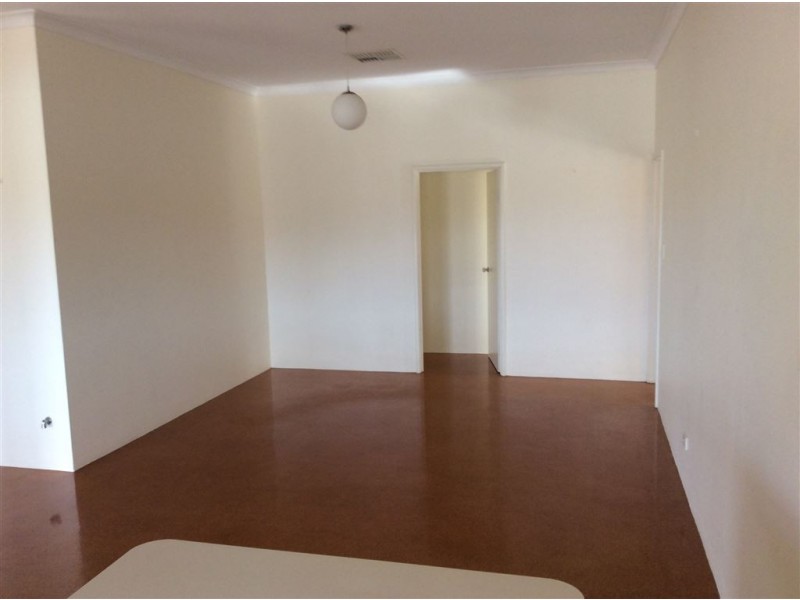 11 Lefroy Place, Usher WA 6230