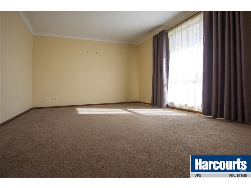 8 Latour Street, Australind WA 6233