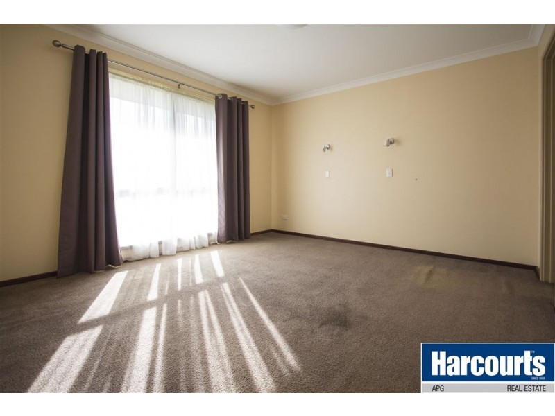 8 Latour Street, Australind WA 6233