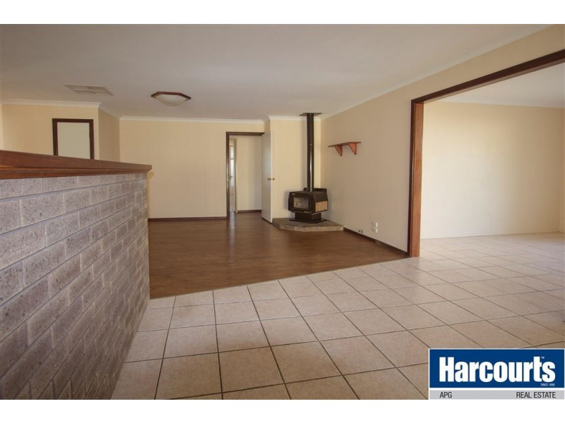 8 Latour Street, Australind WA 6233