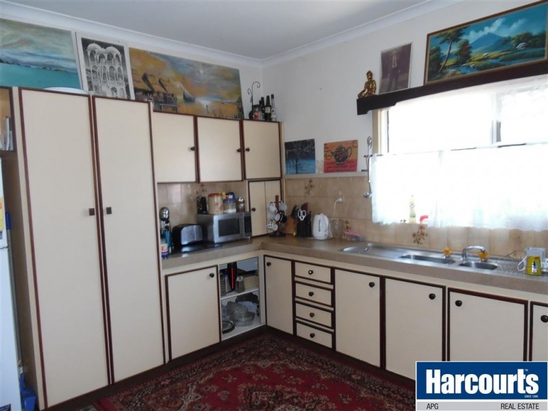 4 Wilson Street, Carey Park WA 6230