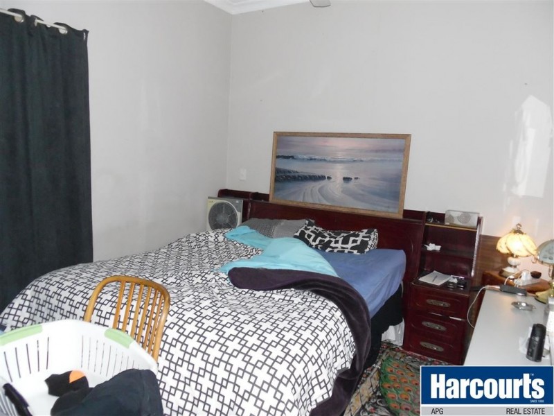 4 Wilson Street, Carey Park WA 6230