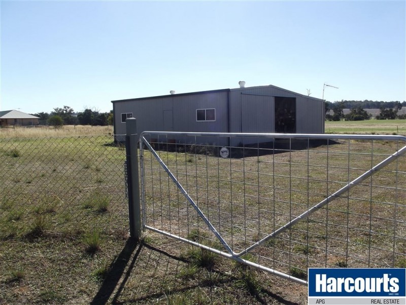 183 Growden Place, Darkan WA 6392