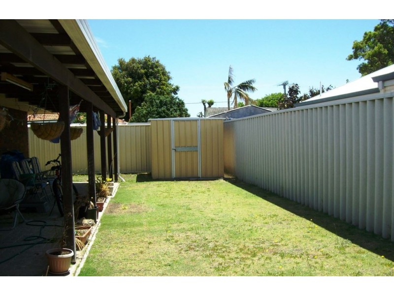 1/3 Bushell, Carey Park WA 6230