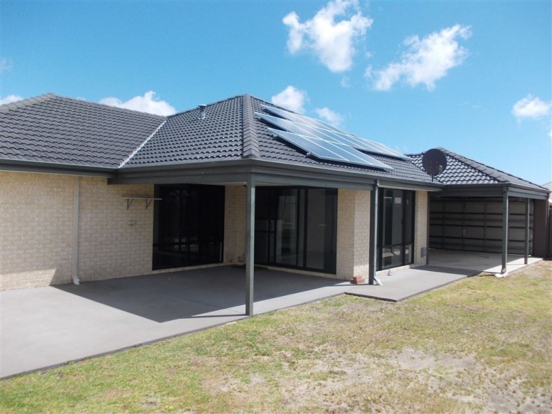 83 Burleigh Drive, Australind WA 6233