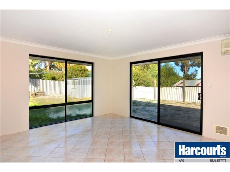 35 Hamilton Road, Eaton WA 6232