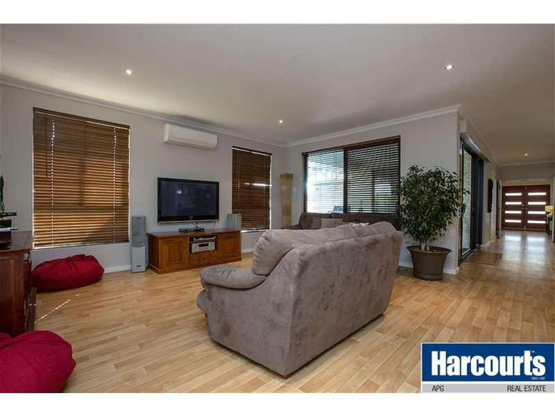 30 Kelston Way, Australind WA 6233