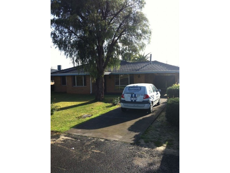 10 Scott, Eaton WA 6232