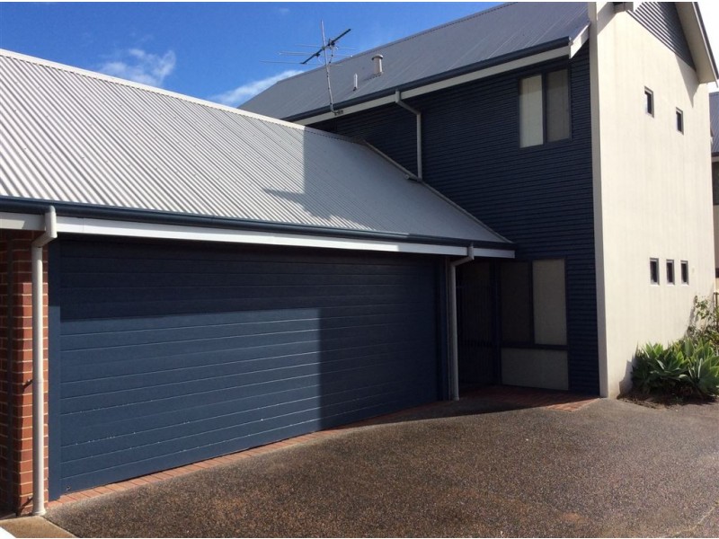 2/9 Strickland, South Bunbury WA 6230