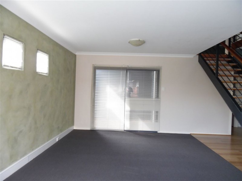 2/9 Strickland, South Bunbury WA 6230