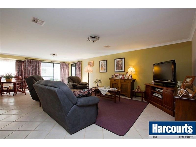 57 Samrose Road, Dalyellup WA 6230